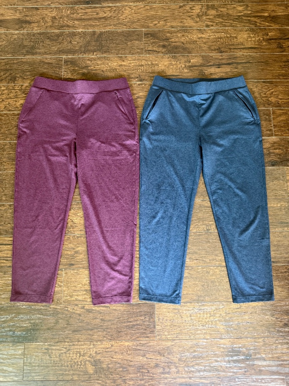 Chico’s 2 Pair Bundle Pull-On Pants Size 1R Burgundy & Blue Side Zip Pockets